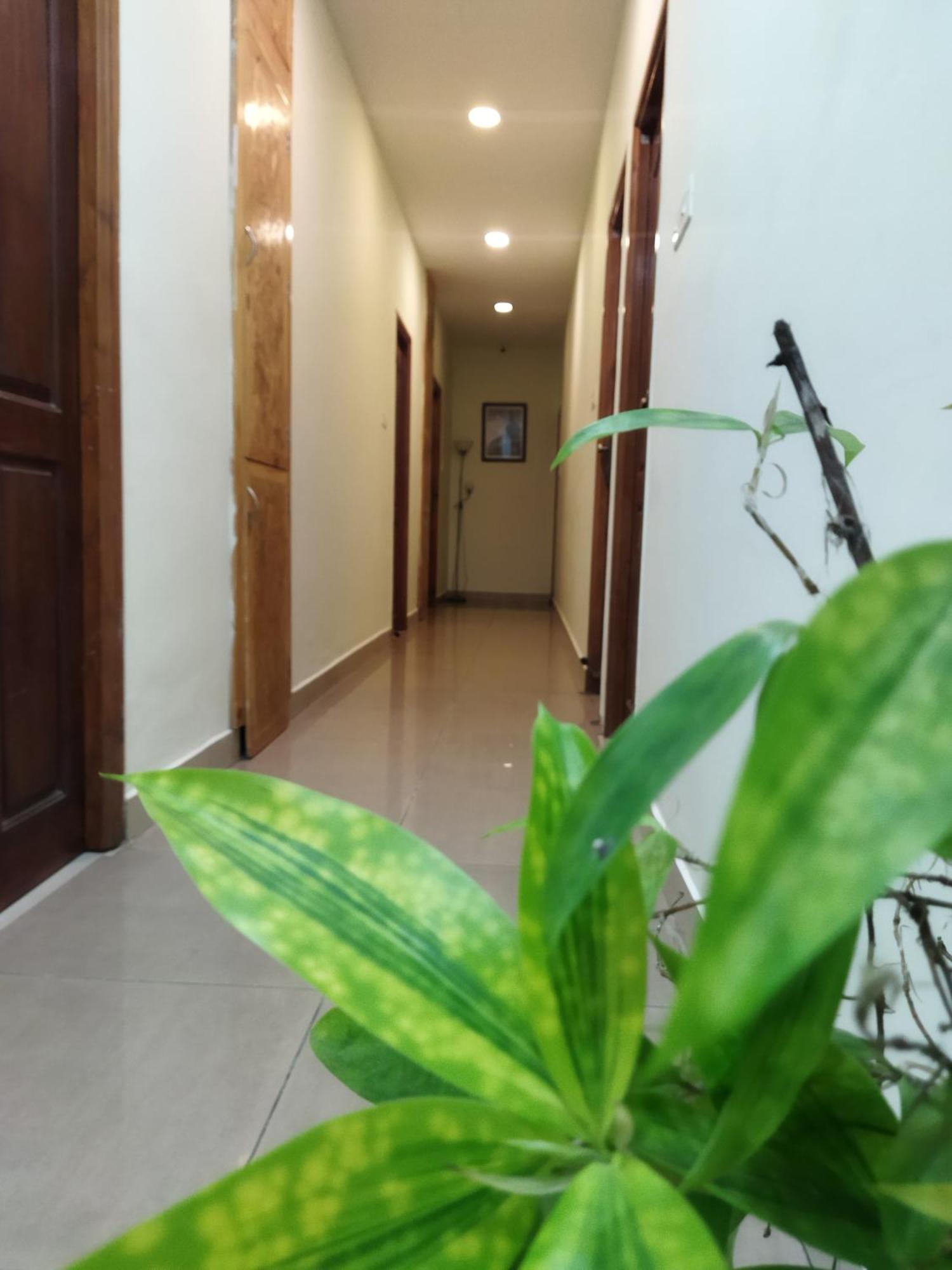 Chaplin Hotel Pondichéry Extérieur photo